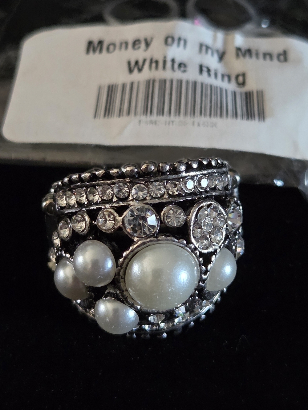 Paparazzi White Pearl & Rhinestone Statement Ring NWT
